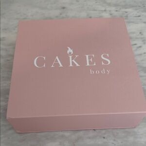 Cakes Body Pink Gift Box